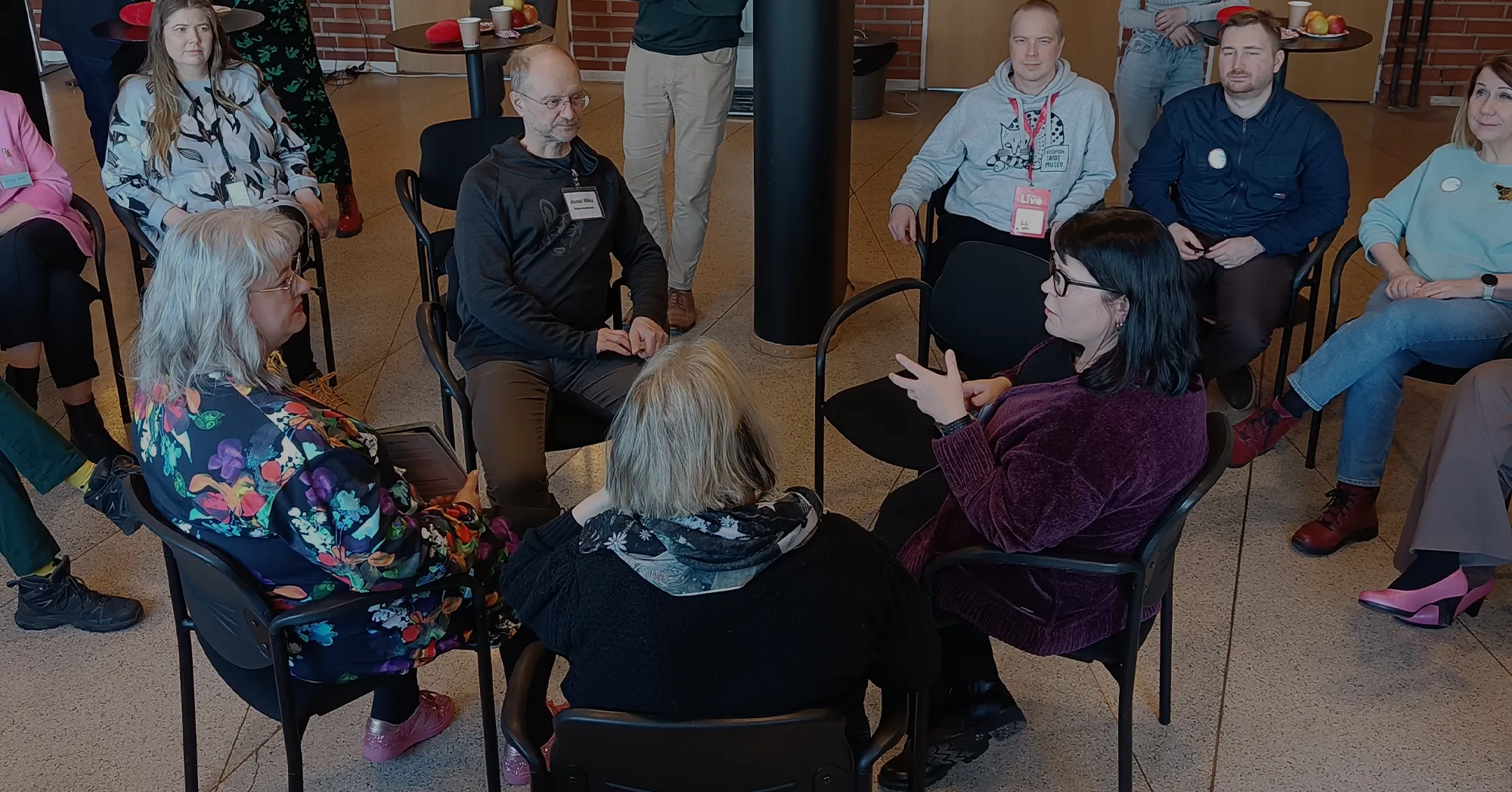 Palataanko perusasioihin, jos some on rikki?